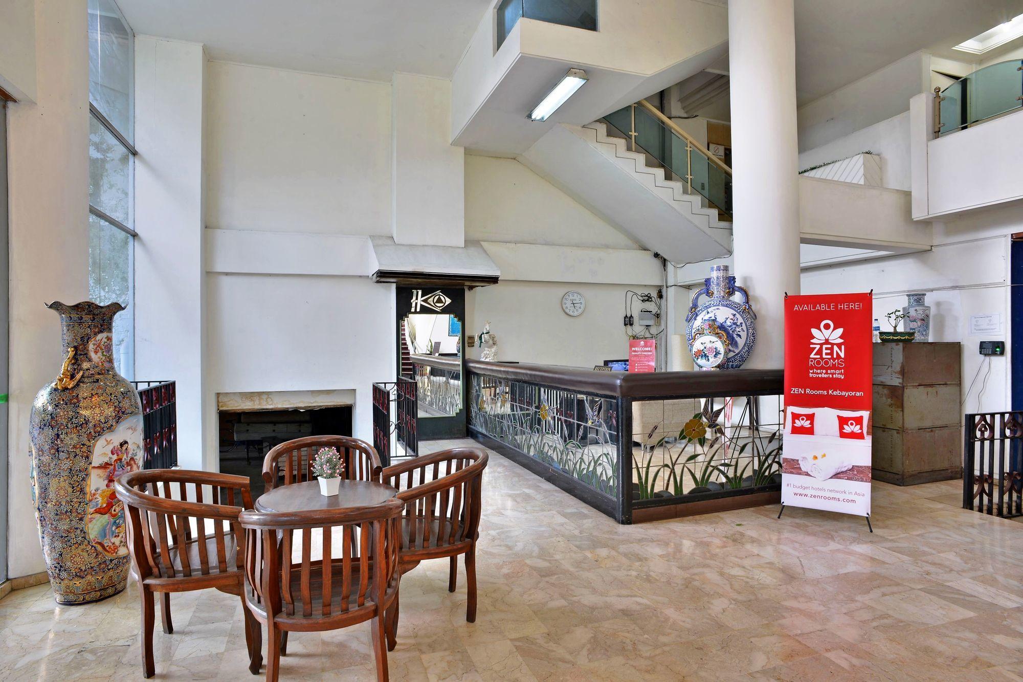 Reddoorz Plus Near Kebayoran Baru Blok S Джакарта Екстер'єр фото