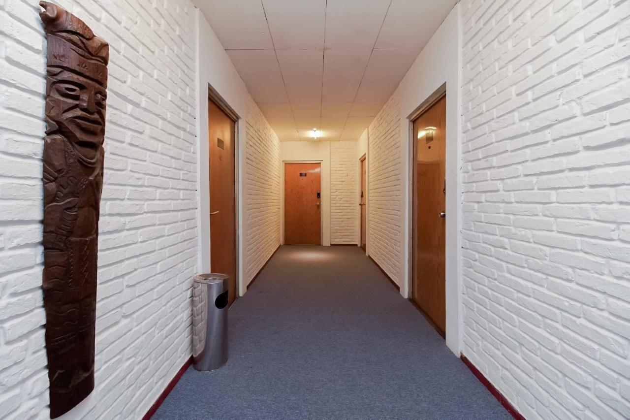 Reddoorz Plus Near Kebayoran Baru Blok S Джакарта Екстер'єр фото