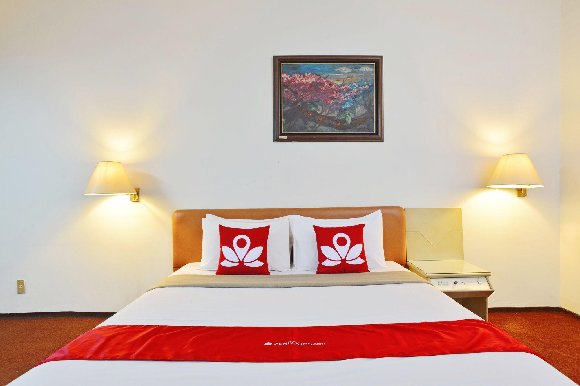 Reddoorz Plus Near Kebayoran Baru Blok S Джакарта Екстер'єр фото
