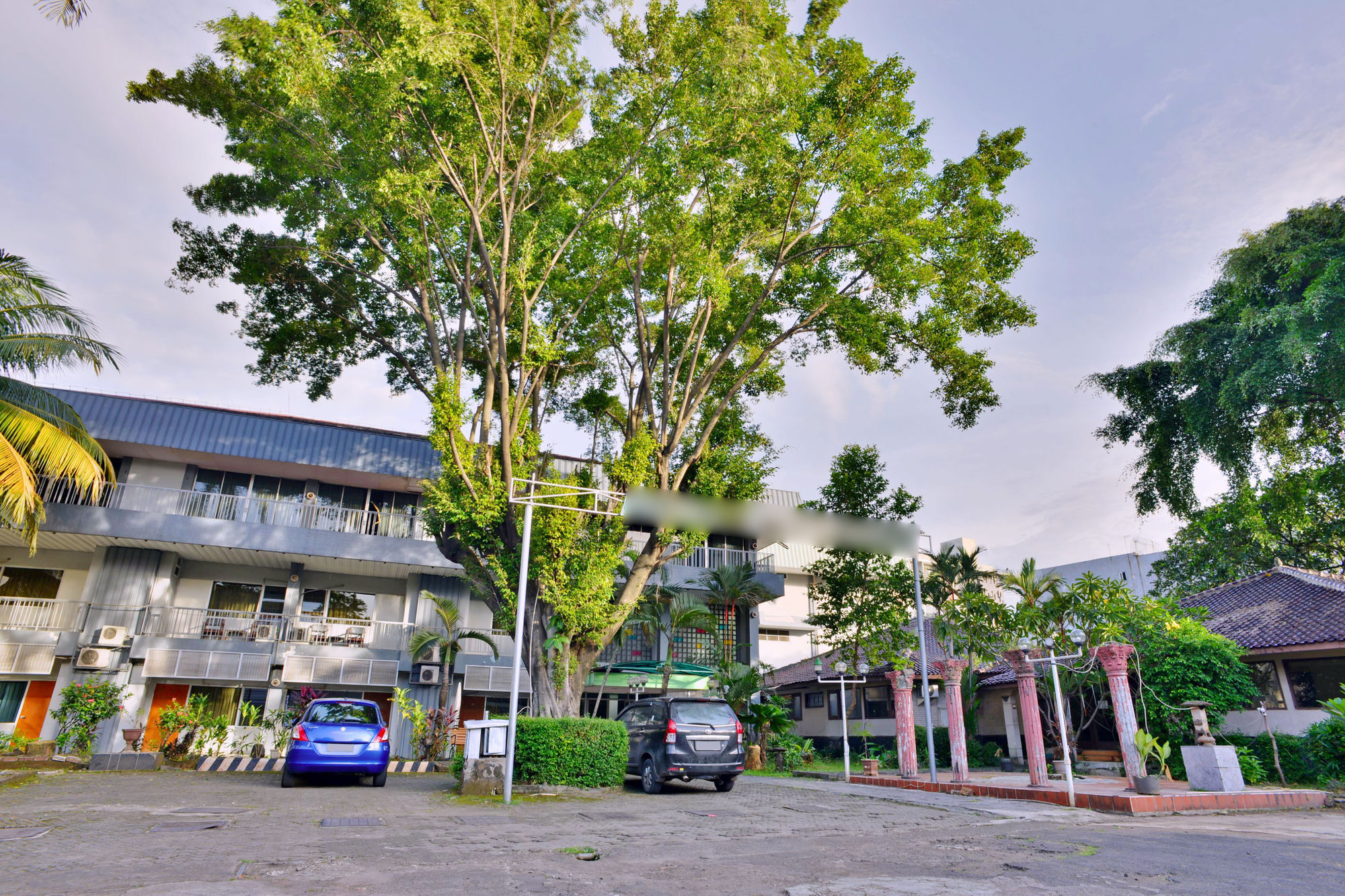 Reddoorz Plus Near Kebayoran Baru Blok S Джакарта Екстер'єр фото