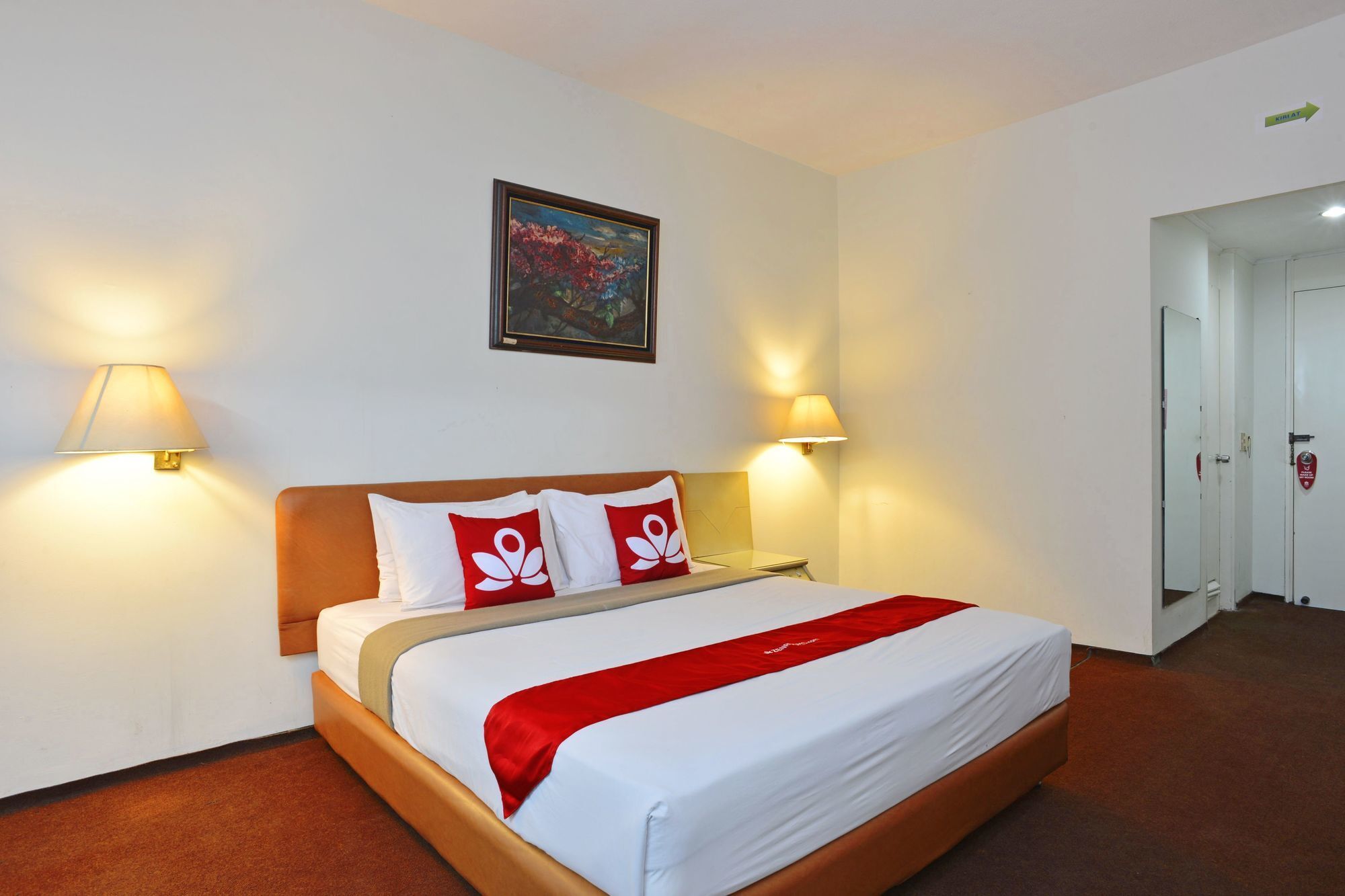Reddoorz Plus Near Kebayoran Baru Blok S Джакарта Екстер'єр фото